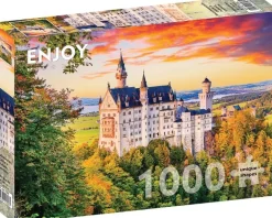 Enjoy: Neuschwanstein Castle in Autumn, Germany (1000)