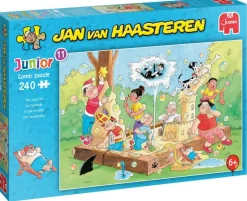 Jan Van Haasteren: Junior #11 - The Sand Pit (240)